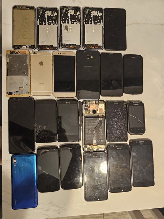 Lot telefoane de piese Samsung J3/J5 2017,Motorola,HTC
