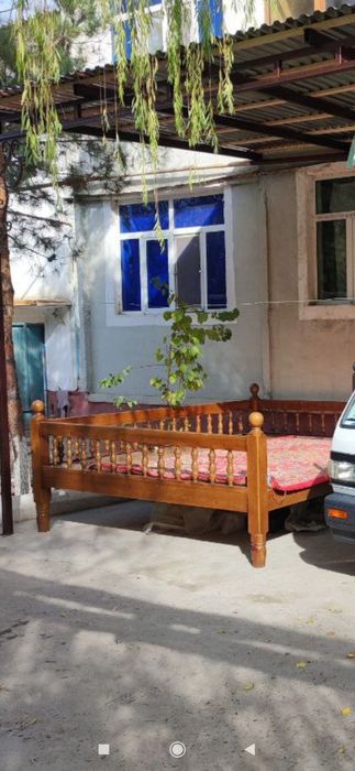 Kravat sotiladi xolati alo darajada