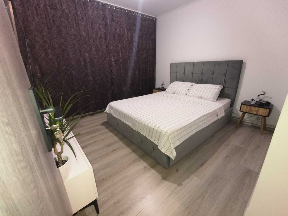 Apartament decomandat -3 camere, 2 balcoane