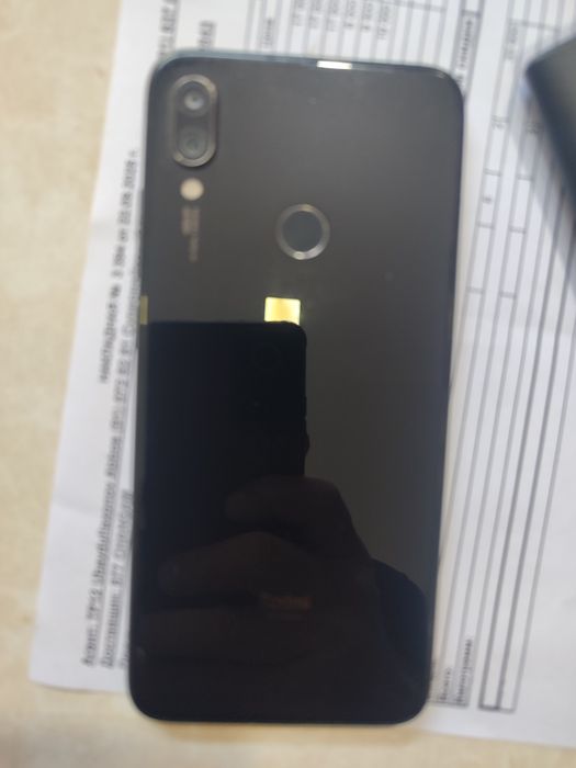 Редми.нод.7холати.жуда.яхши.уста.курмаган.янги.тел.совга.килинди.шунга