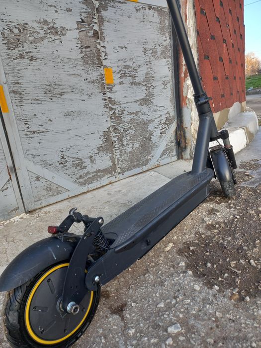 Тротинетка Max G30 500W