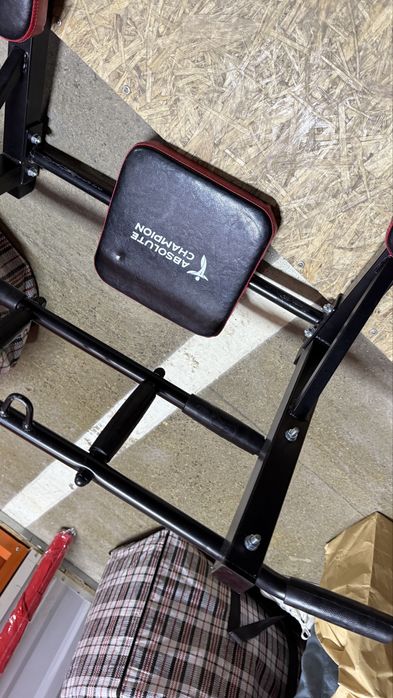 Турник настенный