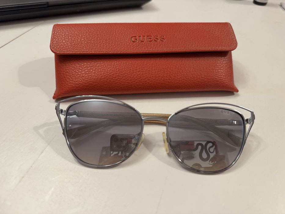 Слънчеви очила guess