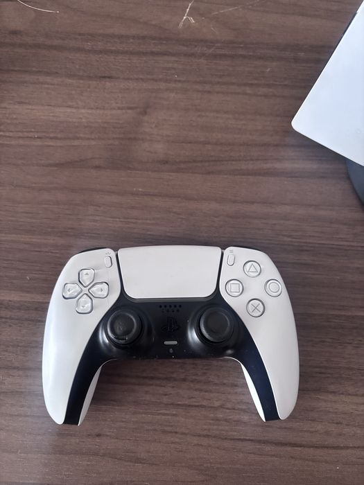Playstation 5 +ufc5