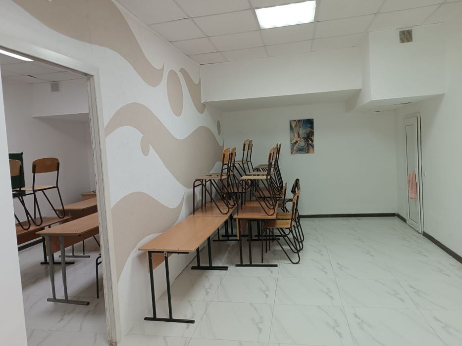 Продам помещение 30 кв полуцоколь