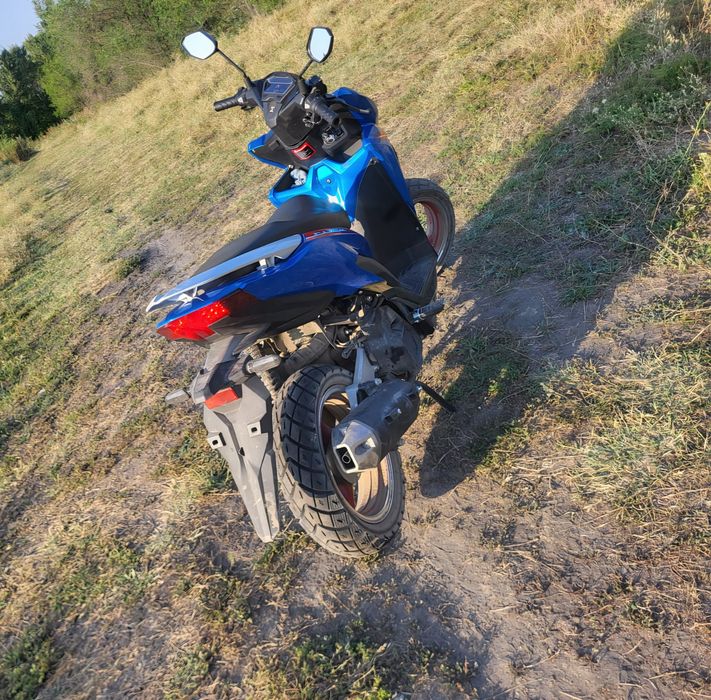 Продам скутер Honda click