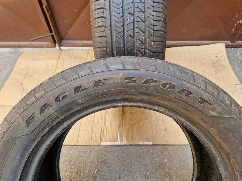 2 Goodyear R19 265/50
всесезонни гуми
DOT2317