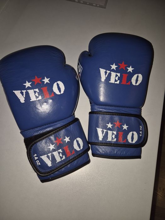Боксёрские перчатки Velo