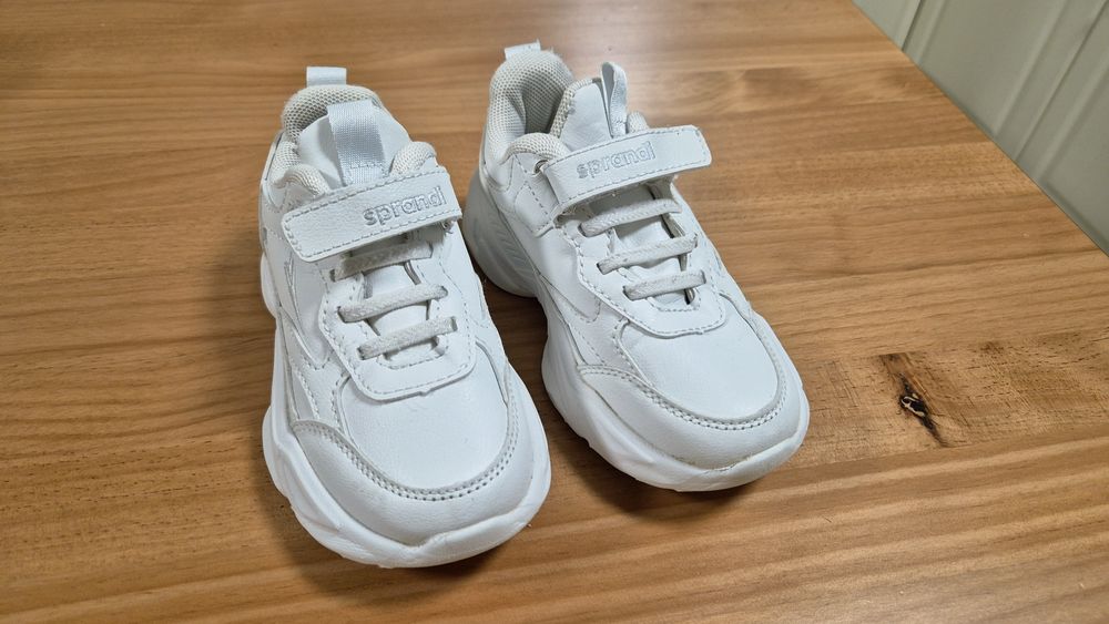 2 perechi Adidasi copii adidas