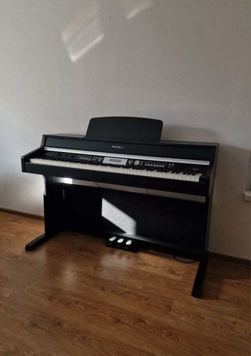 Pianina Medeli DP269 digital piano