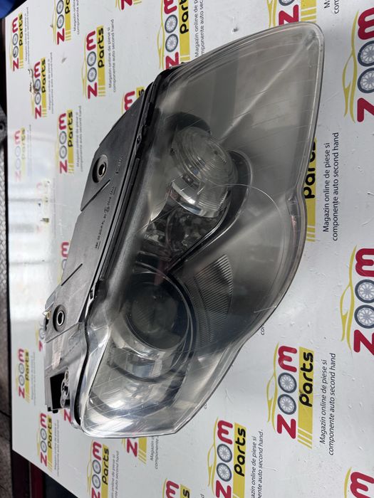 Far dreapta bi xenon adaptiv VW Passat B6 volan stanga 2005-2010