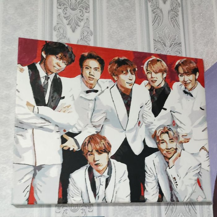 Продам картины с группой  BTS