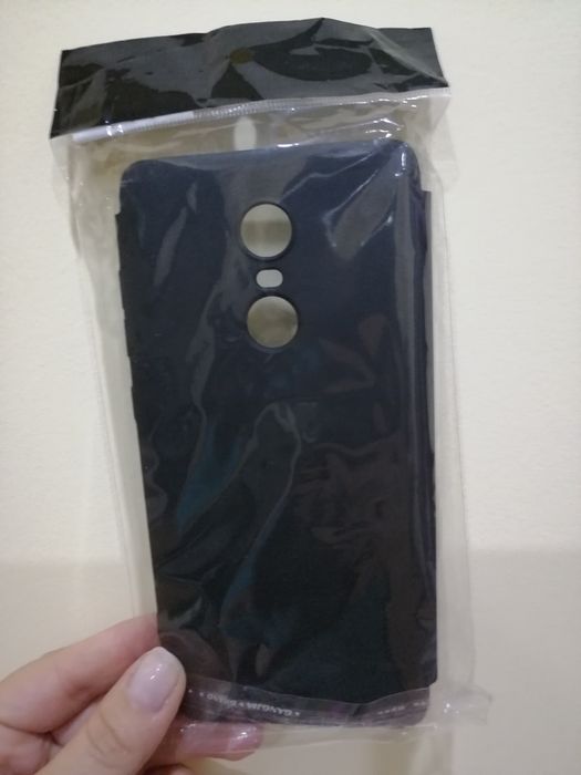 Силиконови и кожени кейсове за Iphone 6, 6s, 7, 8 и Xiaomi RedMI 5 Pl