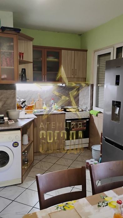 Продава се Тристаен апартамент в Пловдив, Изгрев - 86 кв.м за 931 €/кв.м - Снимка #4