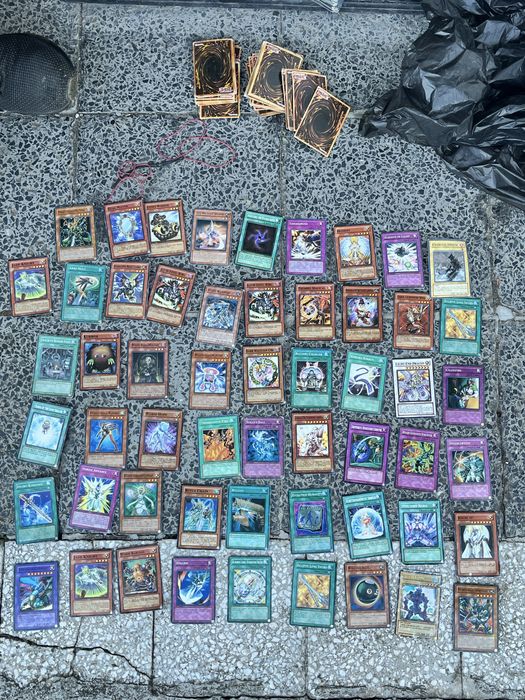Карти- Yu-Gi-Oh.
