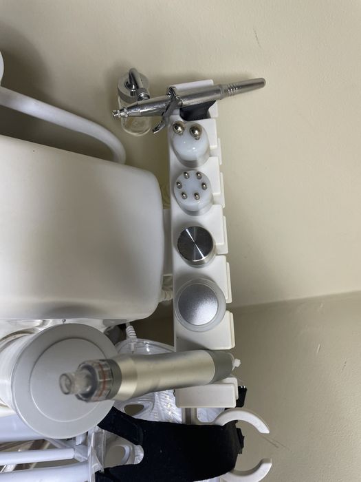 Vând hydraderm cosmetică  aparat 7 funcții