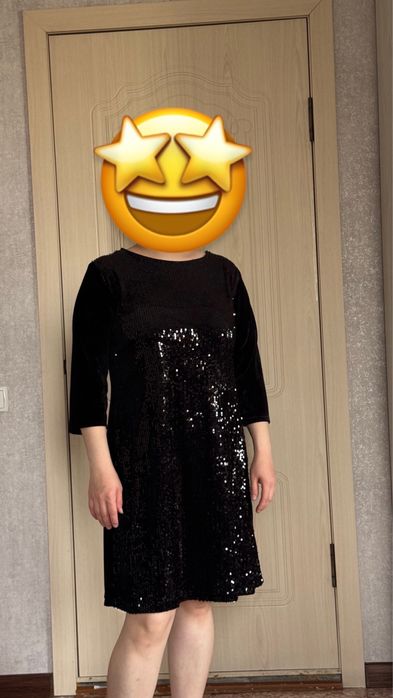 Платье с пайетками