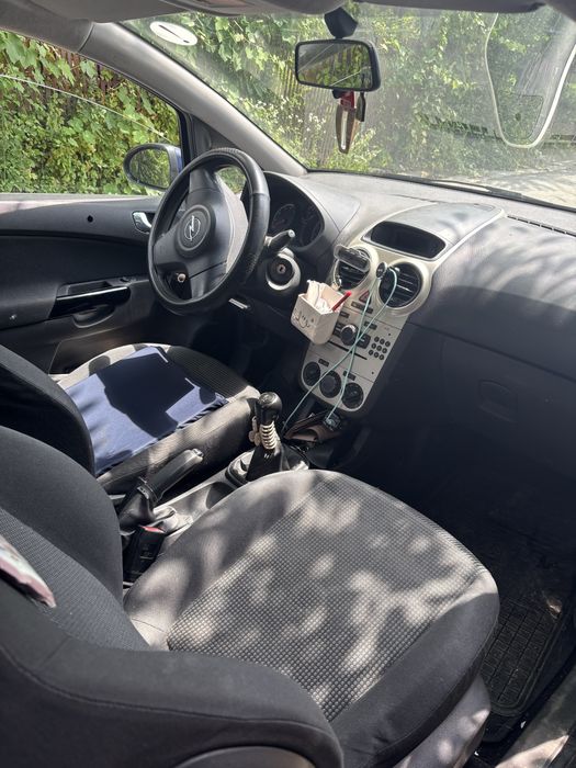 Opel corsa D 2008 ,gpl