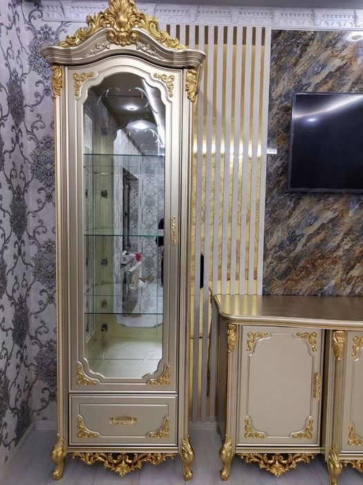 Penal komod mehmonhona uchun moʻljallangan.