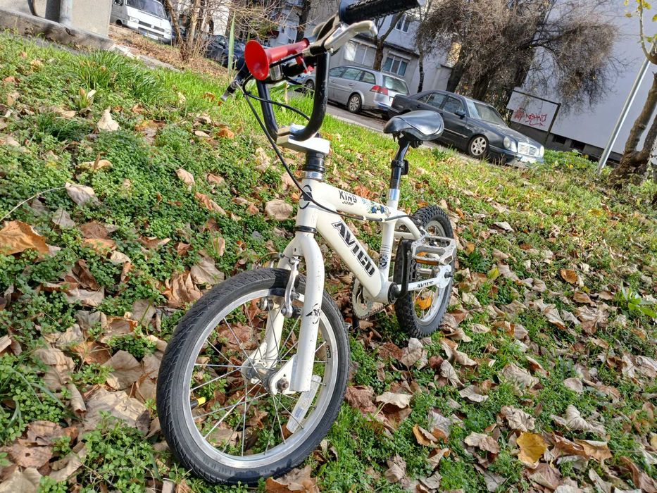 Продавам детски велосипед BMX 16", King Jump Avigo, 16 цола