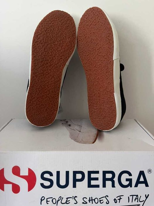 Продавам нови кецове Superga 2750 COTSTRAP размер 10.5 (EU 45)
