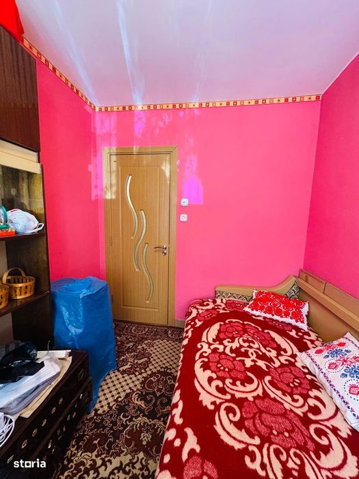 Apartament cu 3 camere pe str. Aluminei langa Liceul Ortodox