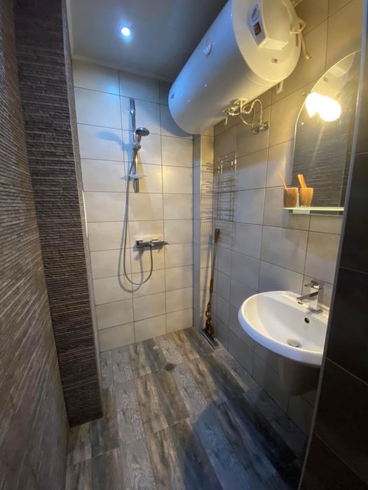 Дава се под наем Двустаен апартамент в Стара Загора, Самара 1 - 80 кв.м за 306 € - Снимка #5