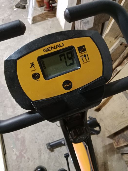 Продам велотренажёр Genau