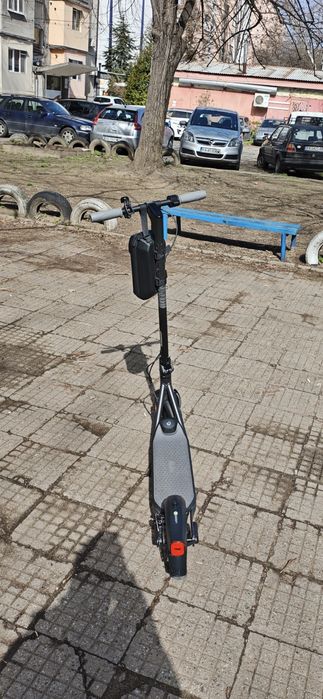 Електрическа тротинетка Segway-Ninebot F40 - В Отлично състояние