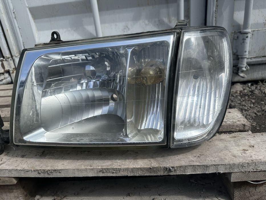 Фары Toyota land cruiser 100