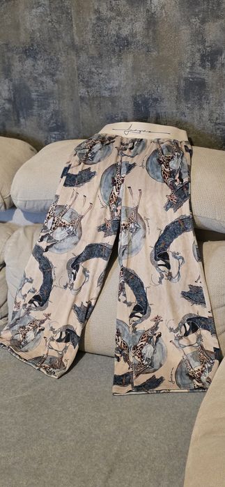 Две Детски екипчета Junona 140cm 9-10г