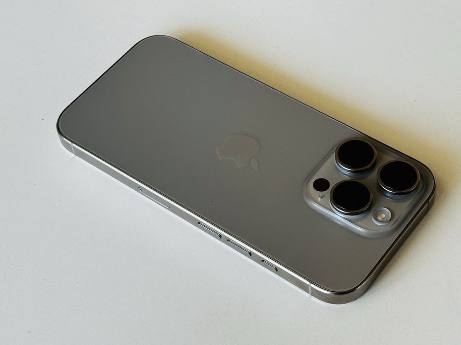 Iphone 16 Pro 256GB Гаранция 6 месеца