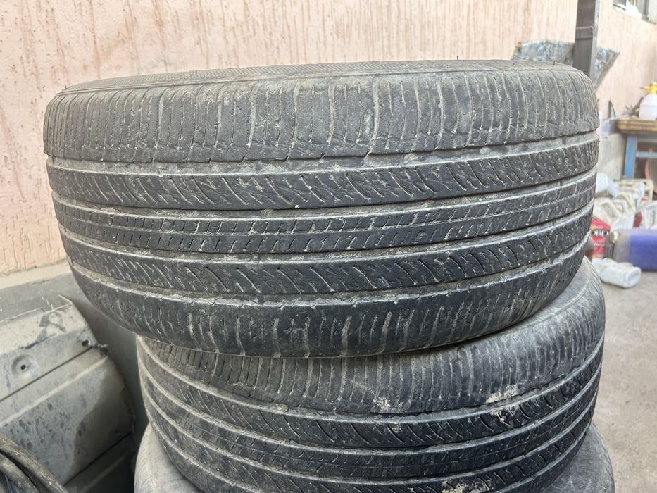 Продам шины для джипа