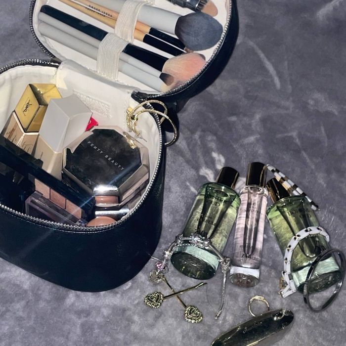 Косметические сумочки