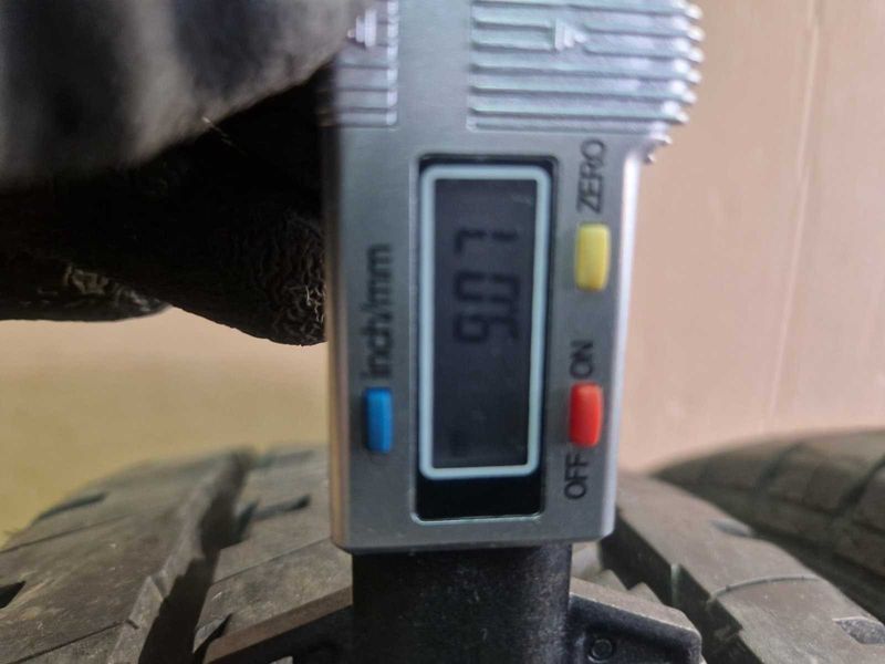 2 Vredestein R16C 215/75
летни бусови гуми DOT1618