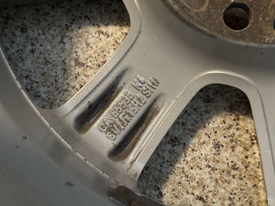 Продам запаску диск новый оригинал