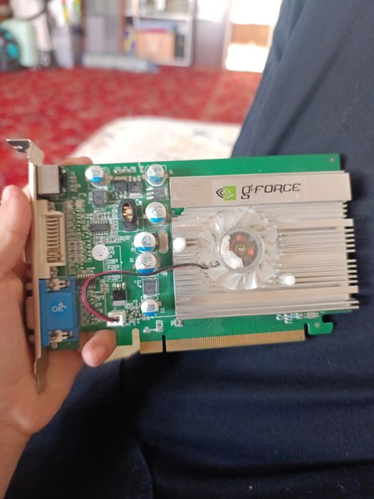 Продаю видео карту GeForce 9500 GT