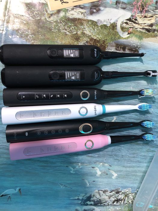 Ел.четки за зъби нови