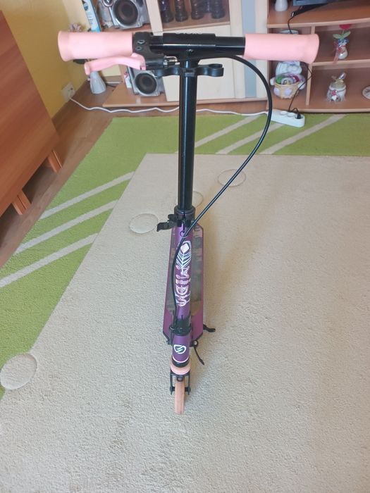 Vând trotineta ptr copii in stare buna