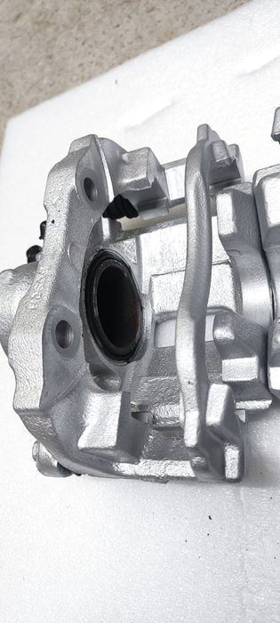 Предни спирачни апарати за Peugeot 207,307 за 266мм.дискове