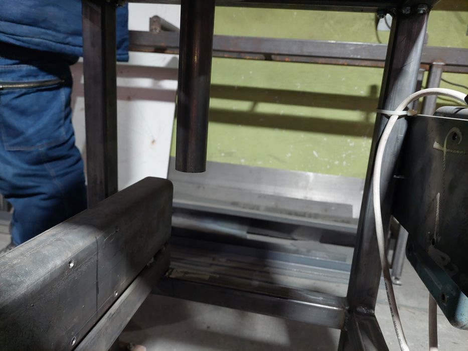 Машина за огъване на орнаменти без редуктор