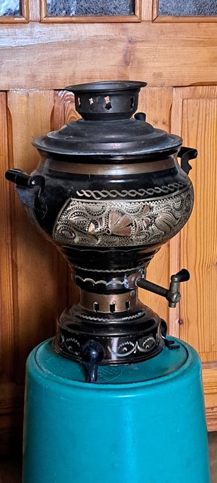 Меден електрически самовар