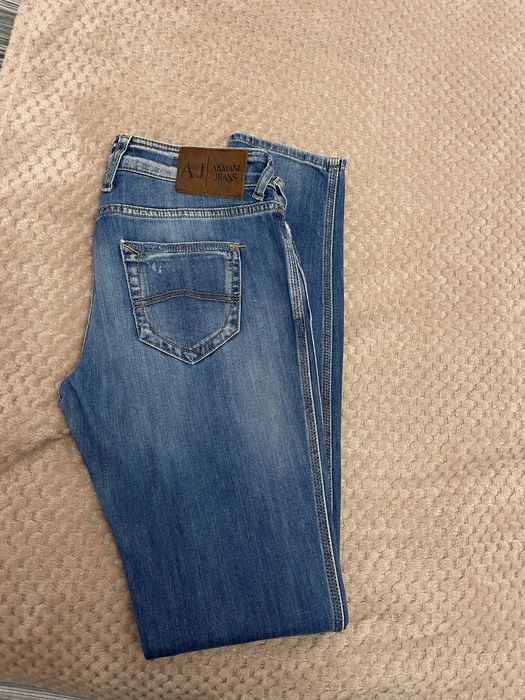 Дамски дънки Armani 30