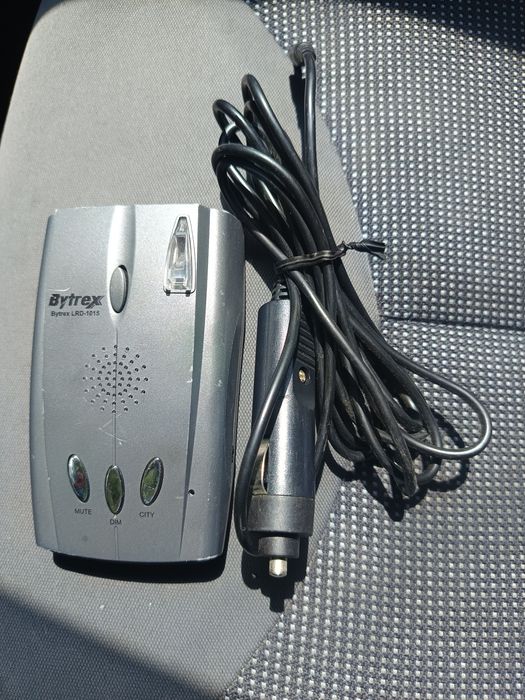 Vând Detector Radare