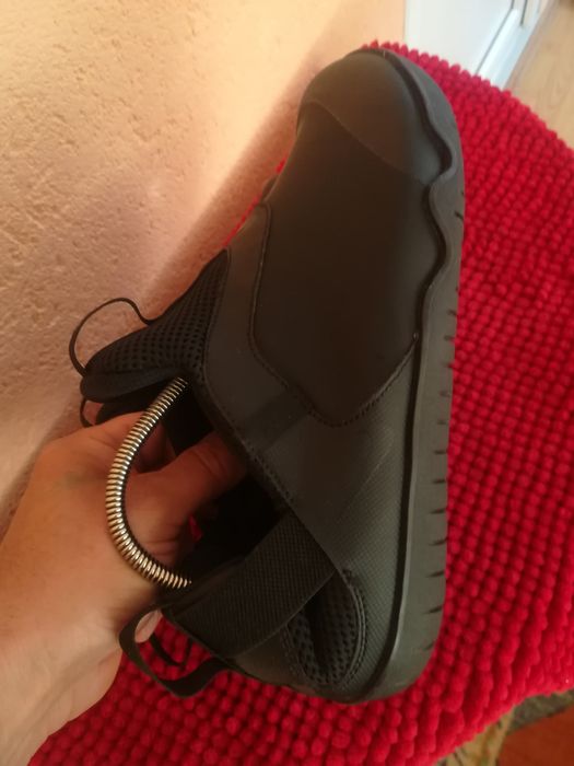 Adidași Nike nr 42 ușori și lati bărbați