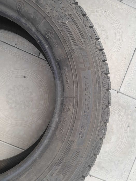 Продам шины на R16