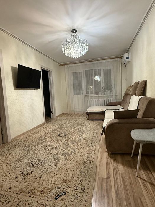 Продам квартиру, 4-х комнатную