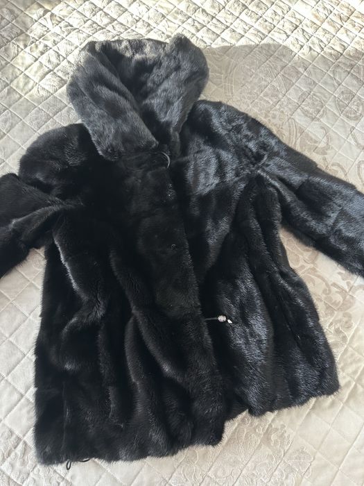 Продается норковая шуба