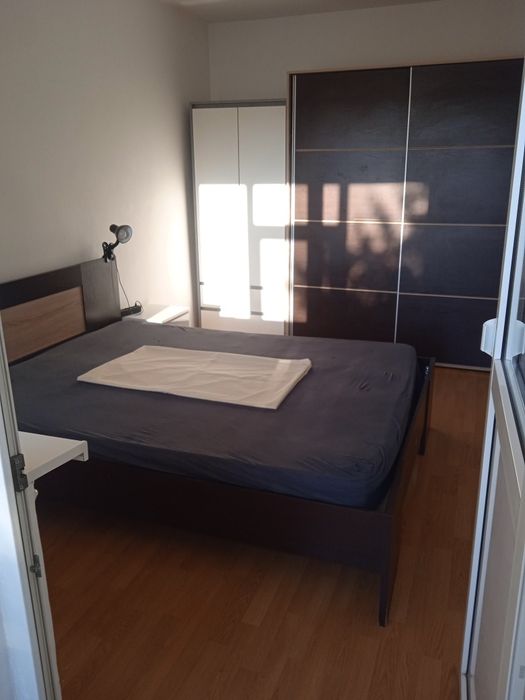 2 camere etaj 1 aer condiționat