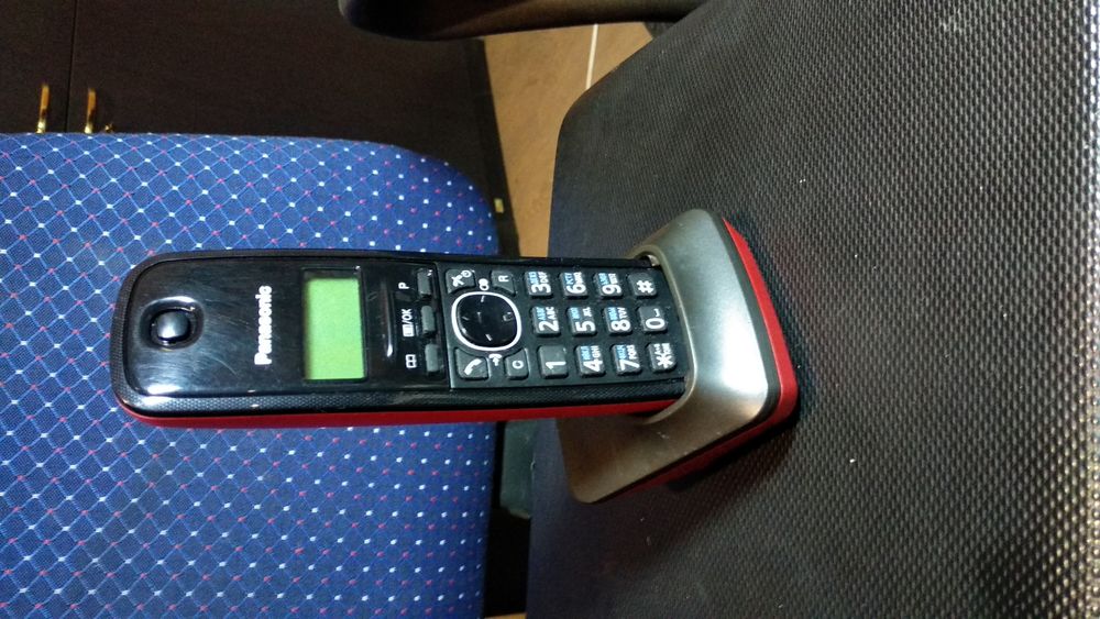 Продам телефон Panasonic.